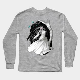 Banshee screaming in the forest Long Sleeve T-Shirt